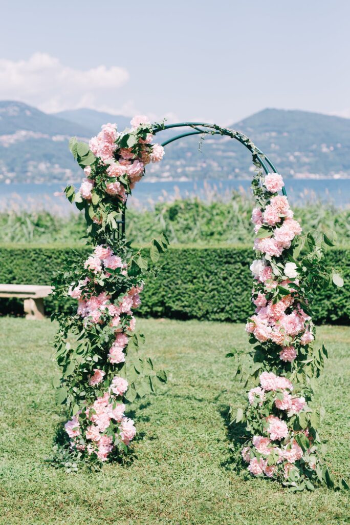 wedding venues with flowers